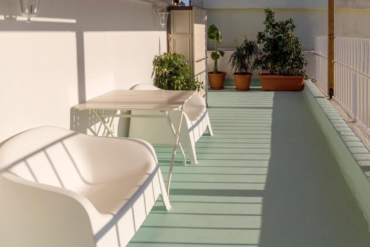 Blue And White Apartment Vipgreece Athen Exterior foto