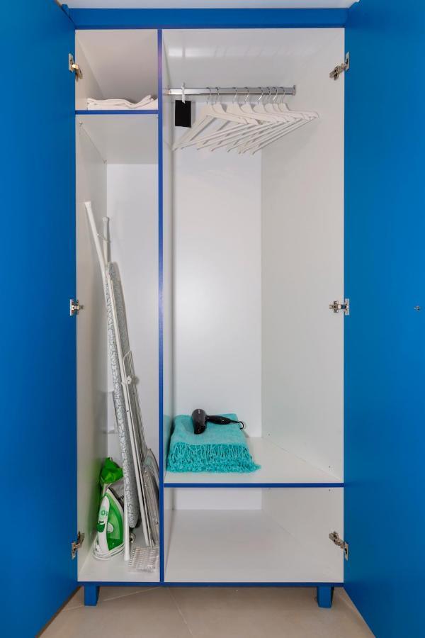 Blue And White Apartment Vipgreece Athen Exterior foto